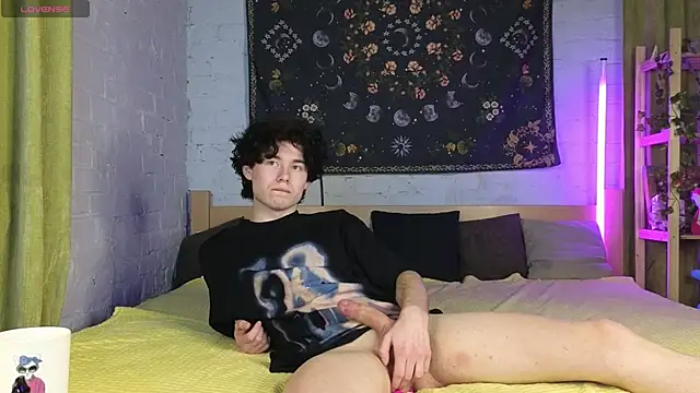 Cute_Mike webcam
