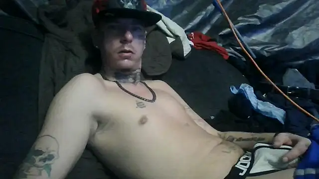 whitetrashsag420 webcam