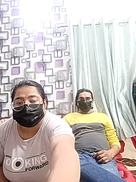 GangbangCouple webcam