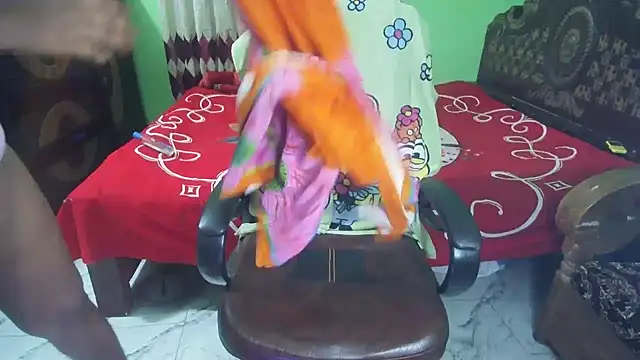 BengaliQueenStar webcam