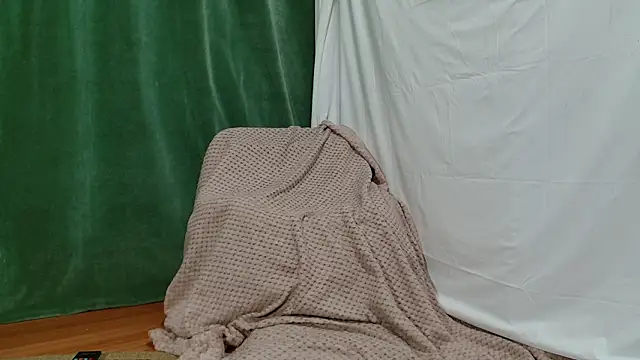 Luckyalice_4u webcam