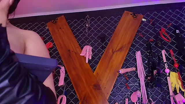 Miss_Juliett_bdsm webcam
