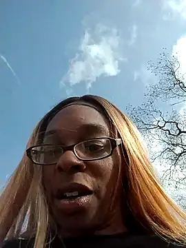 Jasmine_FullsShine webcam