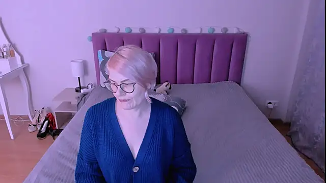 sabrinamacmarren webcam