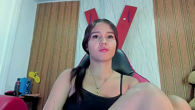 MarianaManzur webcam