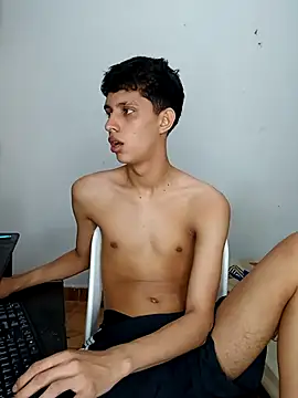 Alayn_sexy_ayes webcam