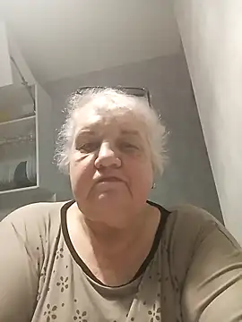 HapinessLovee webcam