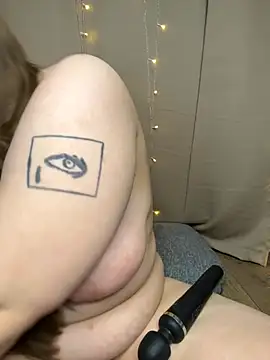 perfect_sweety_girl from StripChat is Freechat