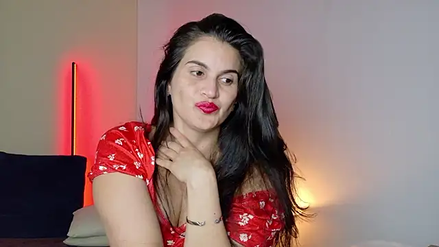 lizdevine - Lizdevine's free webcam - UK Sex Cams