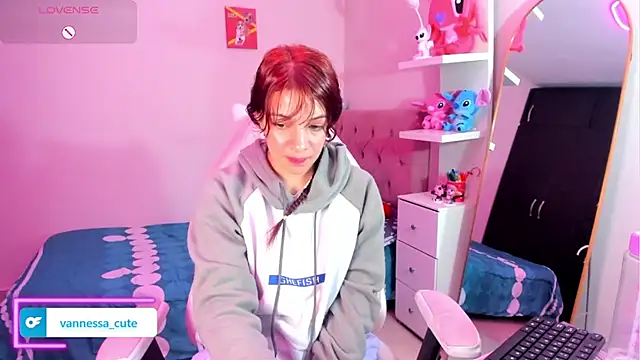 vannessa__shy - Vannessa__Shy's free webcam - UK Sex Cams