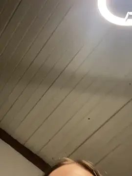 midnight_ballerina_ webcam