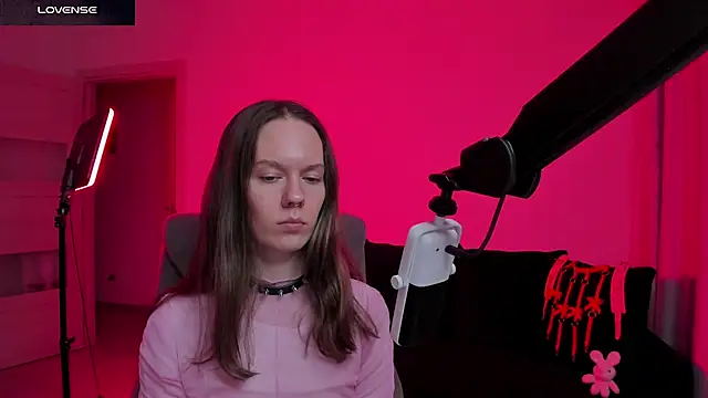 sharkybaby - SharkyBaby's free webcam - UK Sex Cams