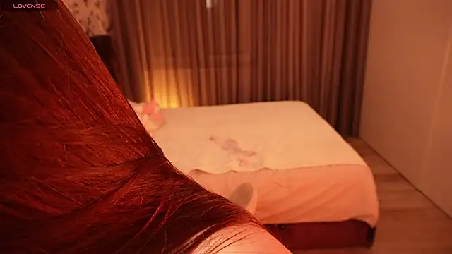 chloespark - ChloeSpark's free webcam - UK Sex Cams