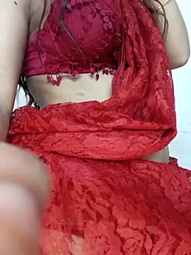 Webcam Model (xpihu)  is live.Free join now!