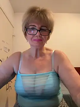 BoloshkaBlonda webcam