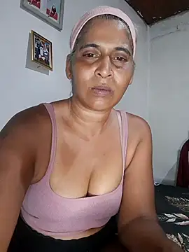 Goodgirlsue_77 webcam