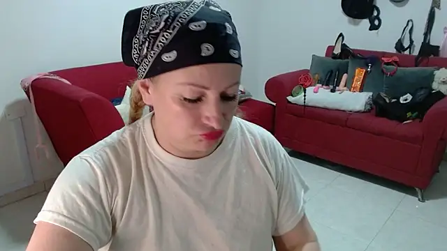 emperabigbootybigass webcam