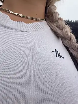 YouCandiSumisa webcam