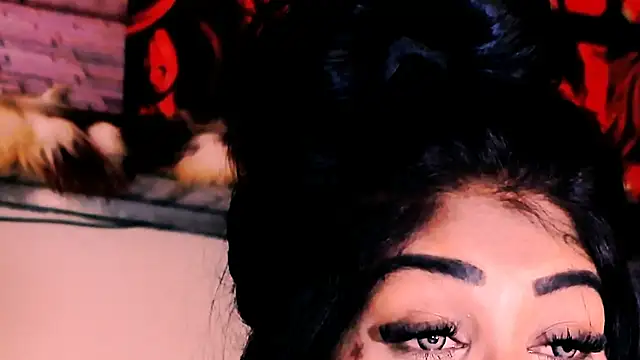 indian_dreamgirl webcam