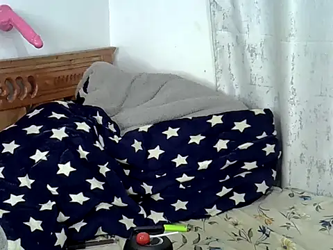 purplescarlet webcam