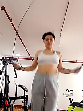 Juliexxxxtasy webcam