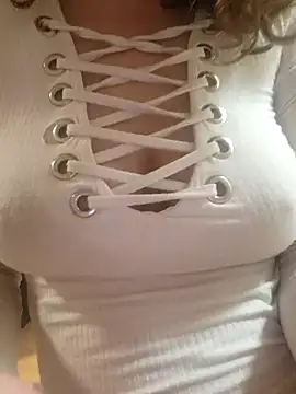 Webcam Model (Isa363636)  is live.Free join now!