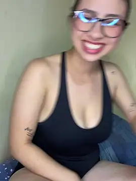 Shayla--broos webcam