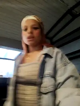 cataleya_16 (F young) - Take off my shirt