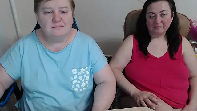 Bertie_Adeline webcam