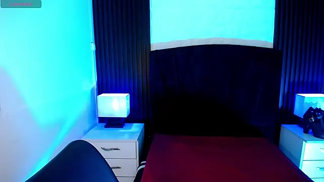 alicia_moom webcam