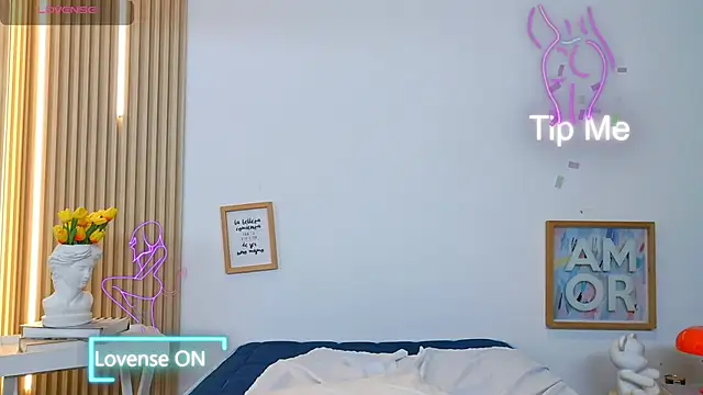 Pocahontaxxx1 webcam