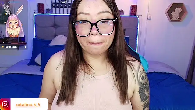 Kata_Bigboobs webcam