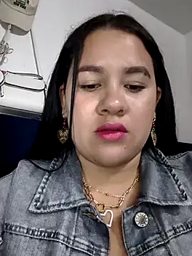 Kendra-daring webcam