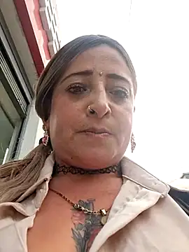 AlexadraJones3453 webcam