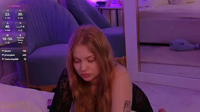 mollyhilton - MollyHilton's free webcam - UK Sex Cams