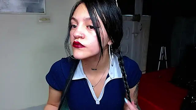 Violettasquirt webcam