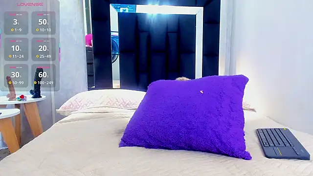 elian_7 - Elian_7's free webcam - UK Sex Cams