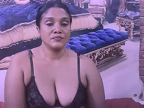 IndianSexyLady20 webcam