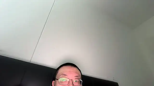 happynewyear111222 webcam