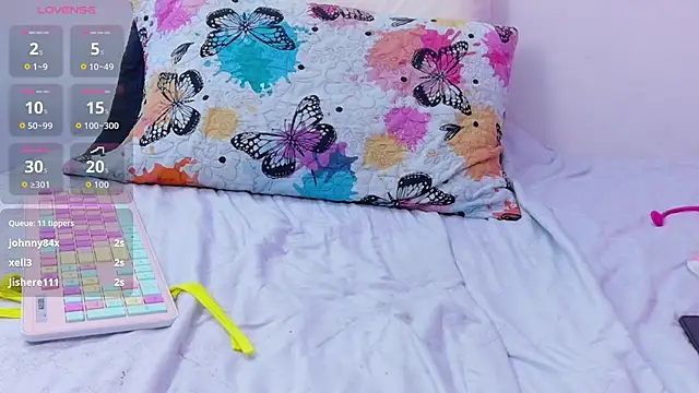 EbonyCoWorker webcam