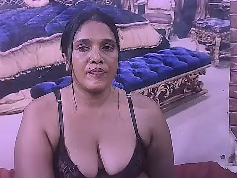 IndianSexyLady20 webcam