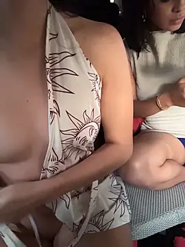 Alice_surprise webcam