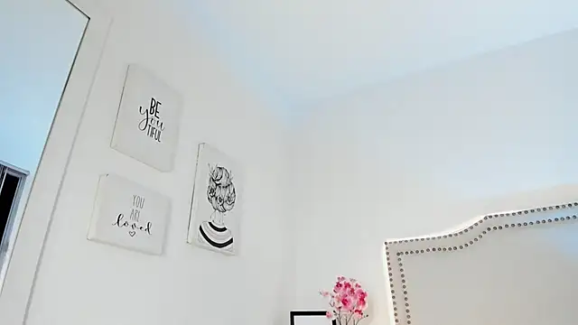 Charlote_Harper webcam