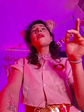 Sweet-SharoKitty webcam