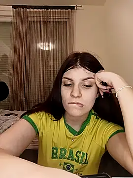 mecherryy - MeCherryy's free webcam - UK Sex Cams