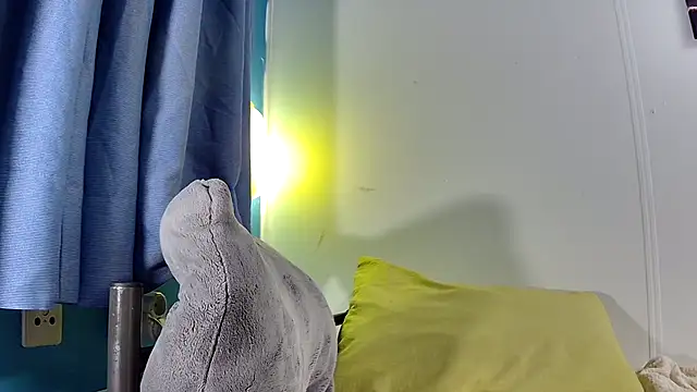 leila_cam18 - Leila_cam18's free webcam - UK Sex Cams