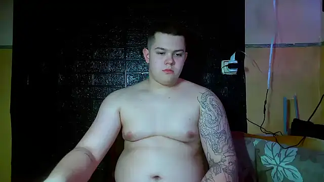 CuteButNaughty_ webcam