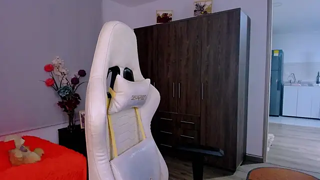 ScarlettMalbec webcam