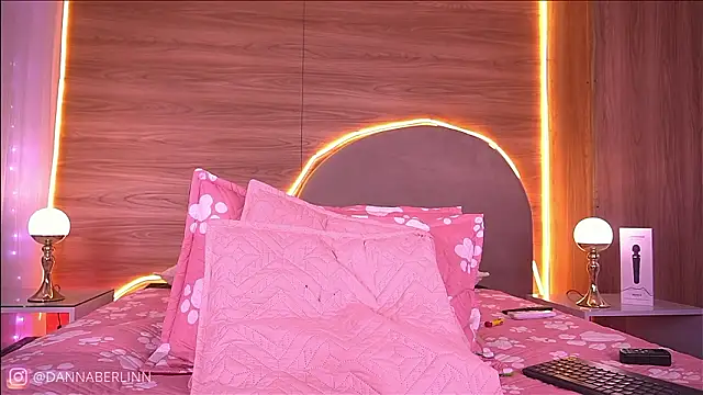 danna_berlin_ webcam