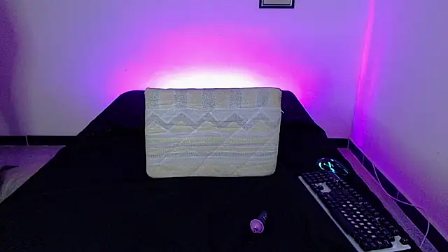 amoneth_xx - Amoneth_Xx's free webcam - UK Sex Cams